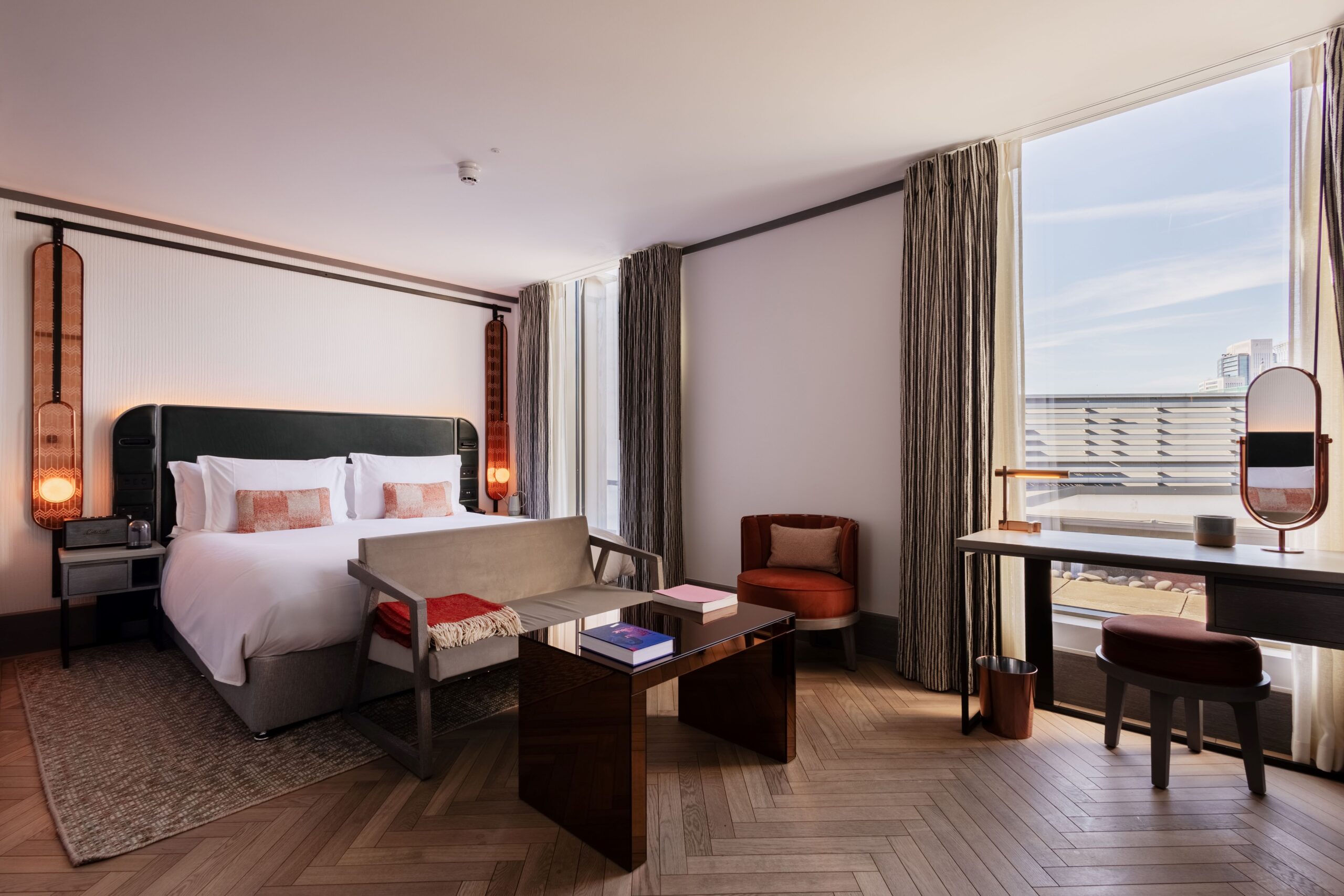 King Superior Room